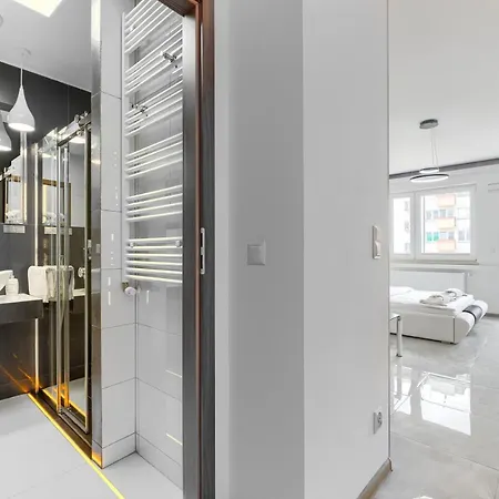 Apartment Good Day Apartments- Private Parking New Town