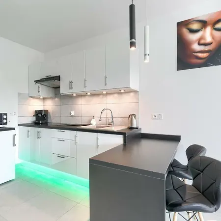 Lejlighed Good Day Apartments- Private Parking New Town