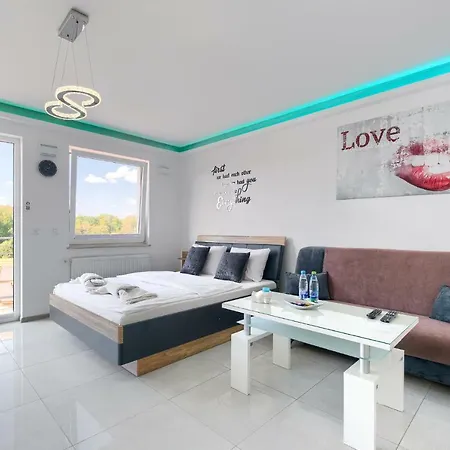 Apartament Good Day Apartments- Private Parking New Town